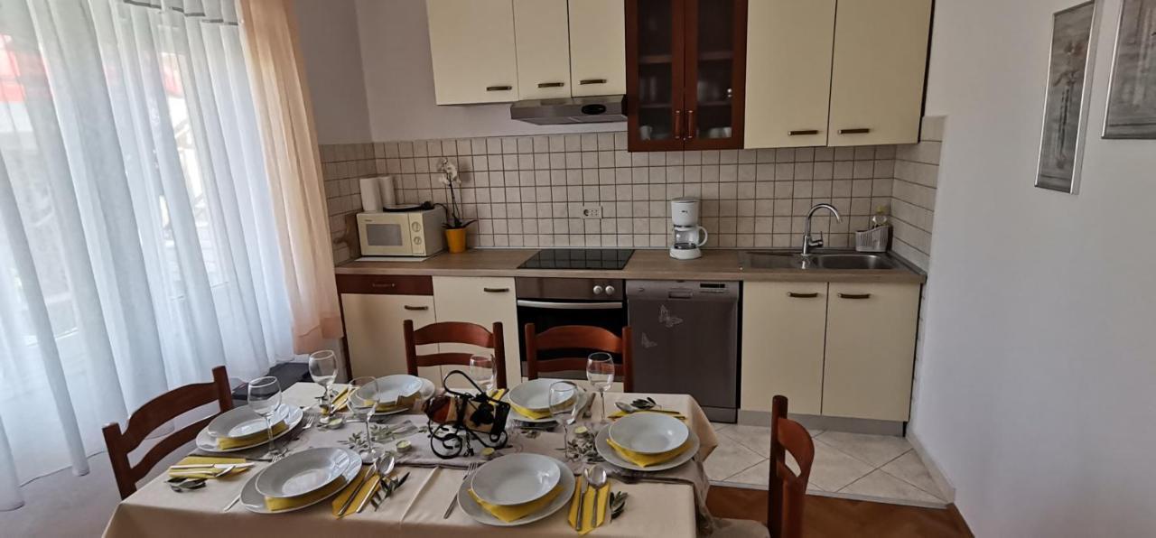 Apartman Bokula Novi Vinodolski Eksteriør billede